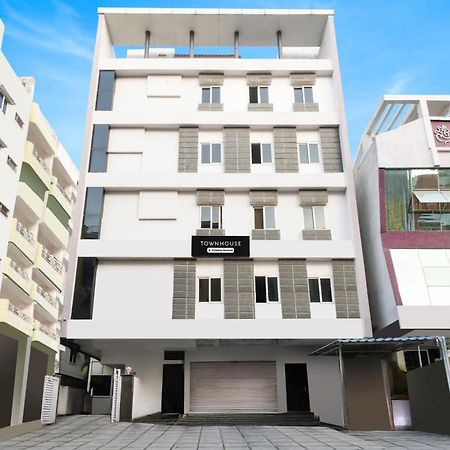 Super Townhouse Alwal Road Hotel Trimulgherry Kültér fotó