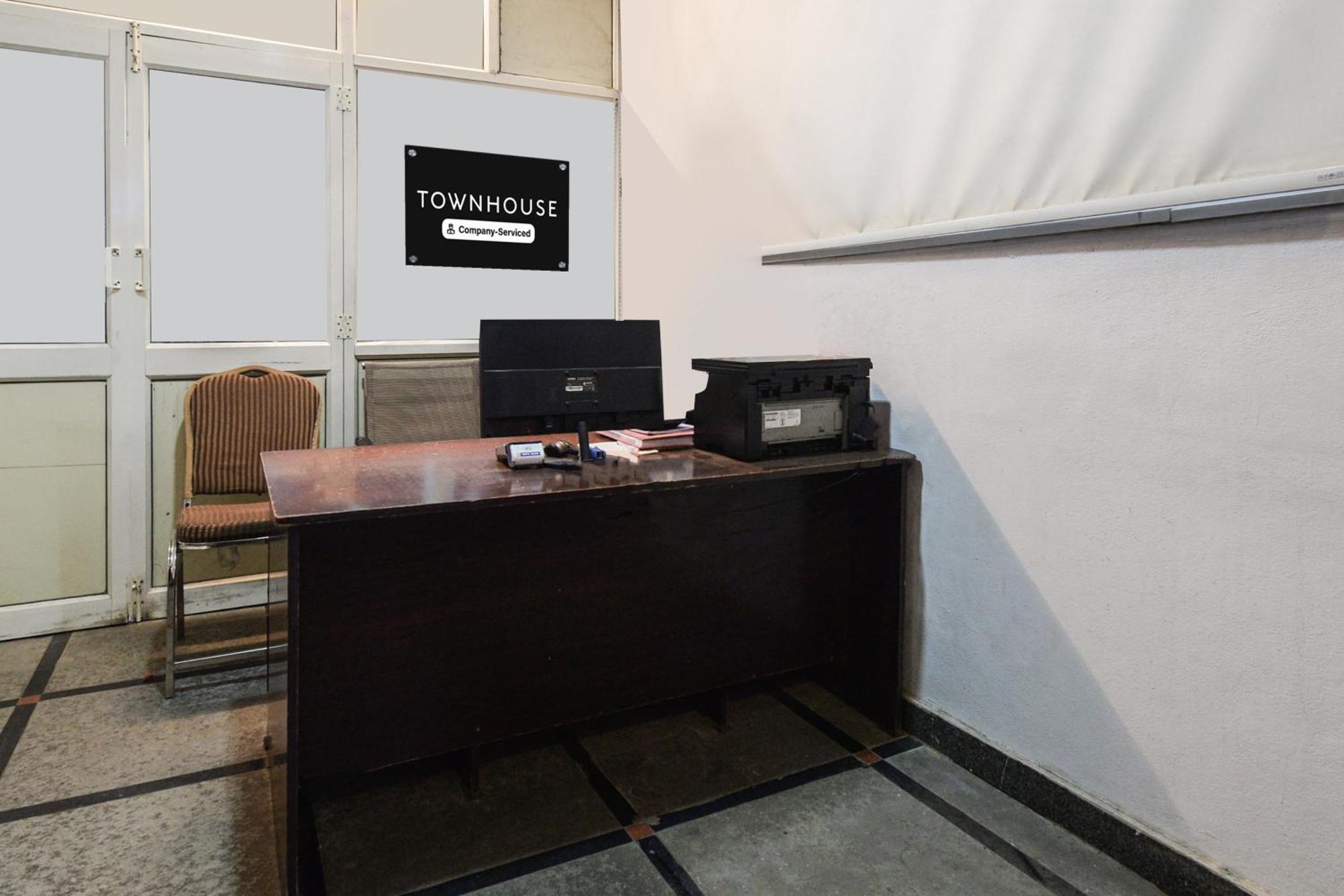 Super Townhouse Alwal Road Hotel Trimulgherry Kültér fotó
