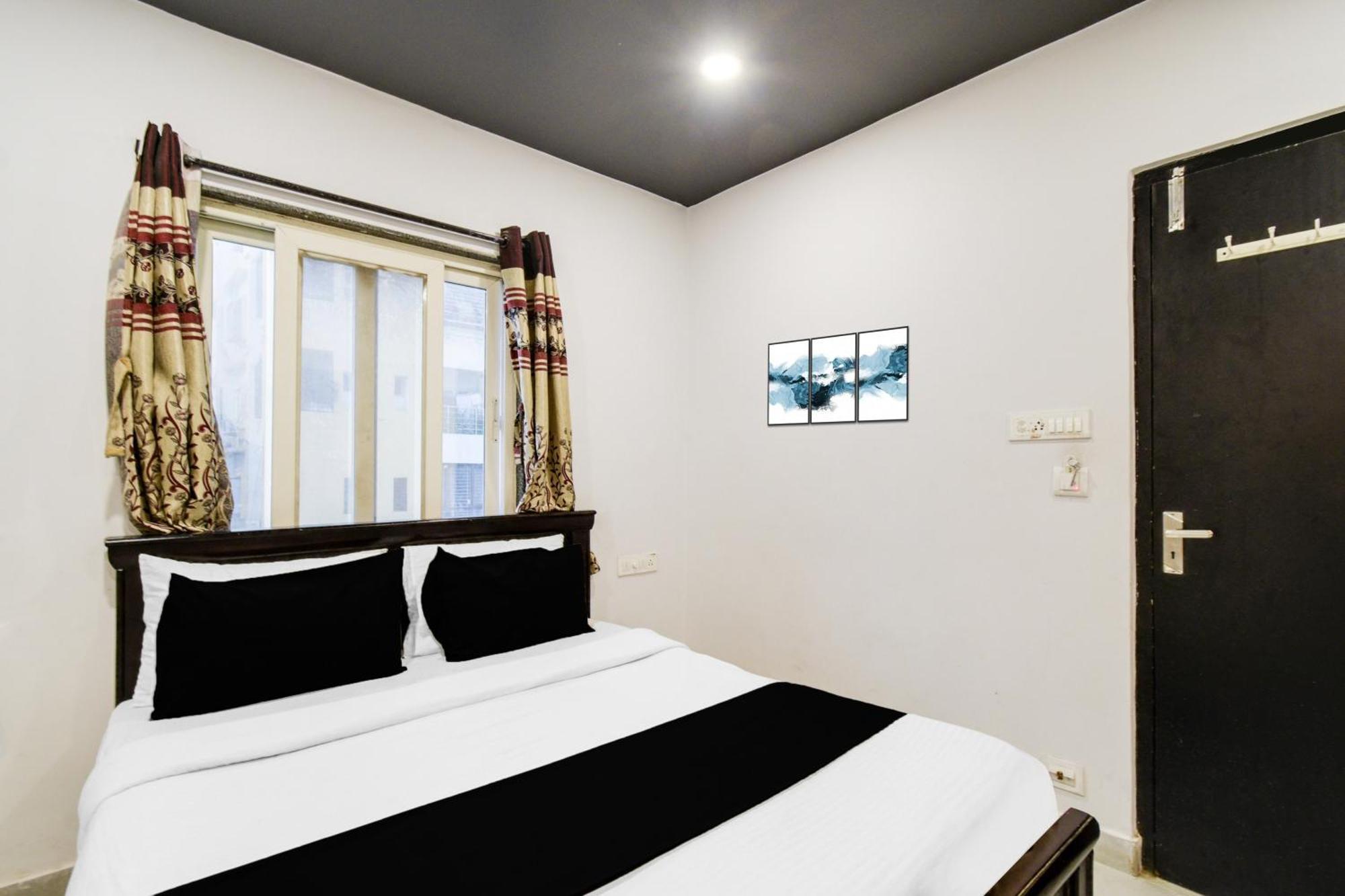 Super Townhouse Alwal Road Hotel Trimulgherry Kültér fotó